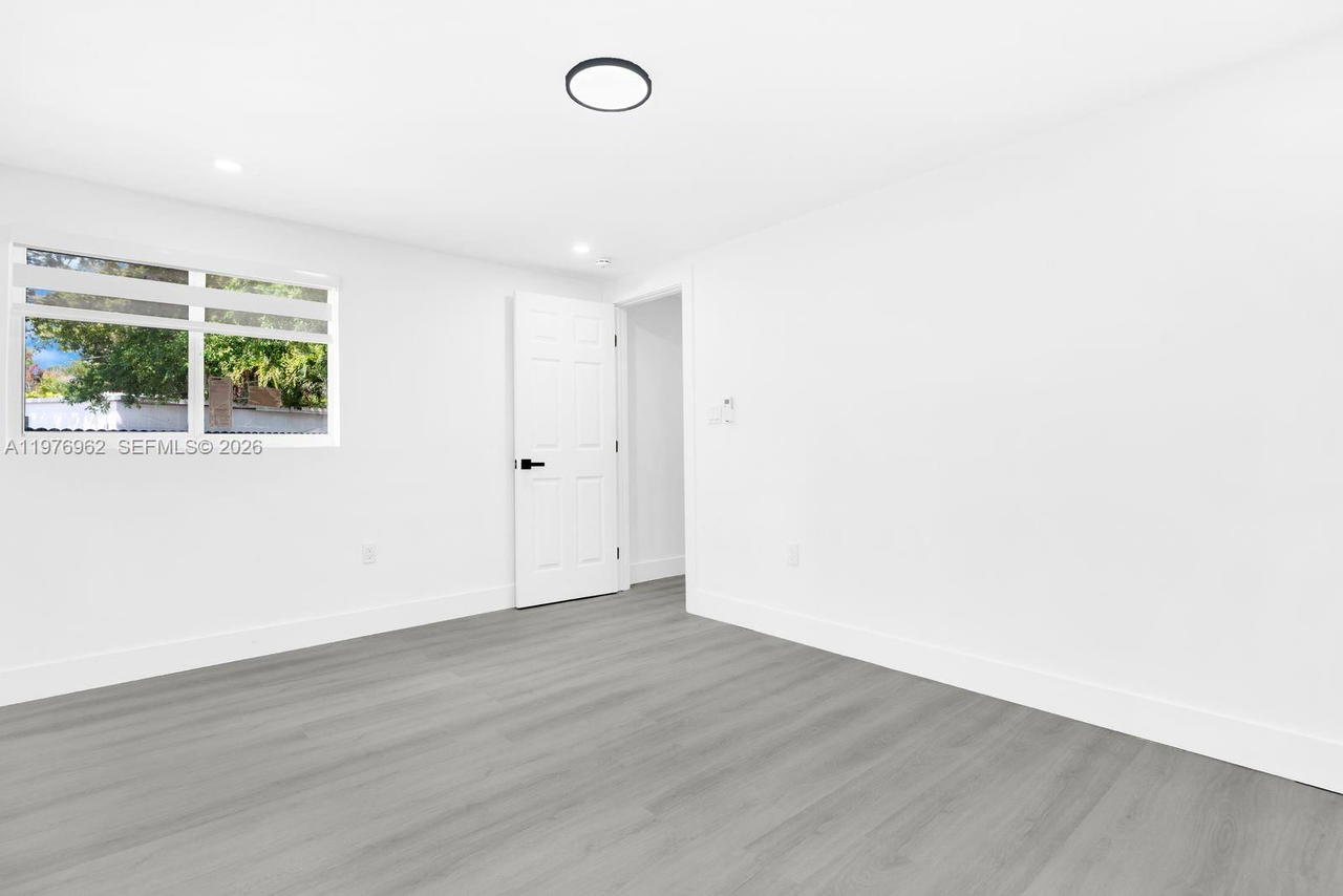 Real estate property located at 16320 19 CT, Miami-dade, Bunche Park Pb 50-20 Lot 1, Miami Gardens, FL