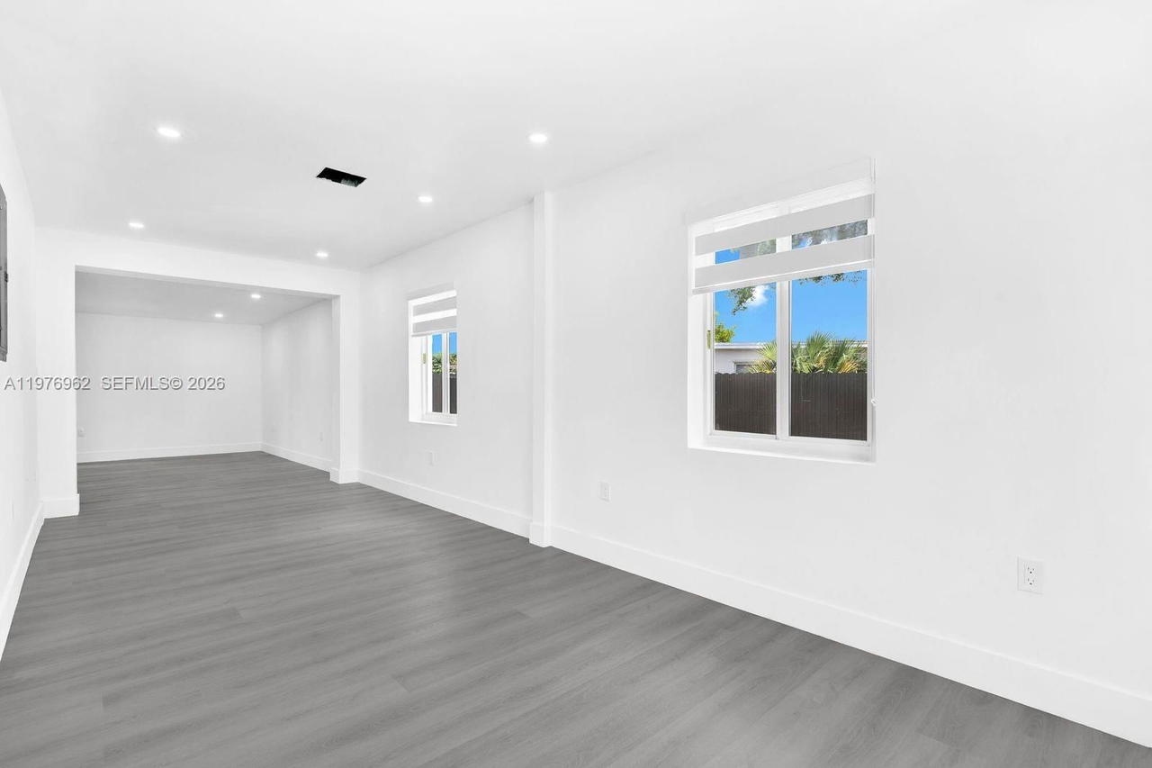 Real estate property located at 16320 19 CT, Miami-dade, Bunche Park Pb 50-20 Lot 1, Miami Gardens, FL