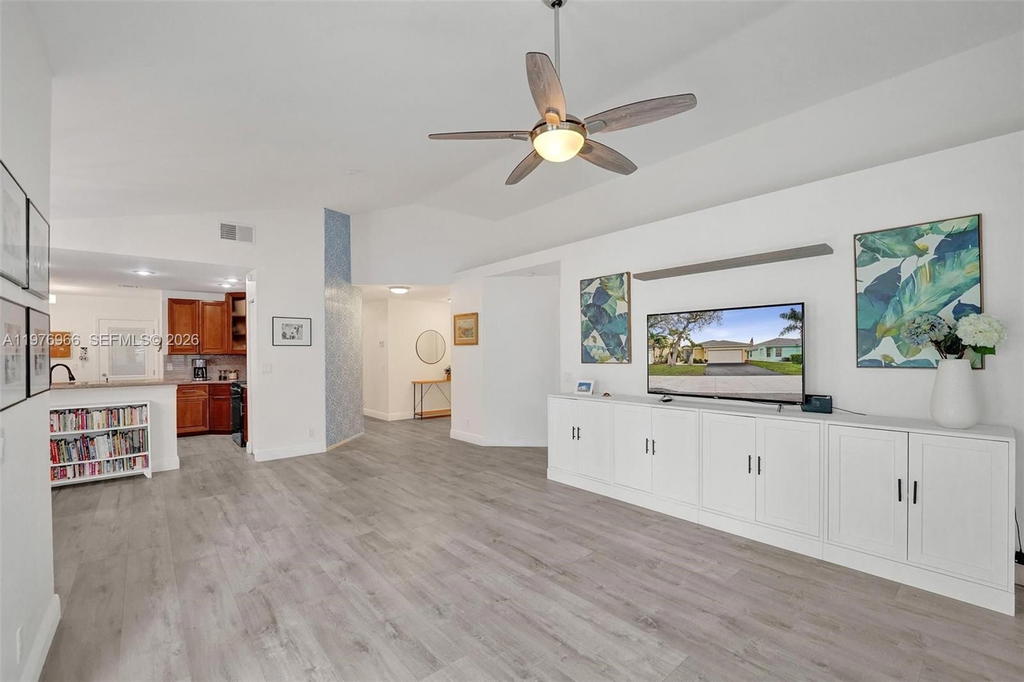 Real estate property located at 9304 Arborwood Cir, Broward, Forest Ridge Cluster Home, Davie, FL