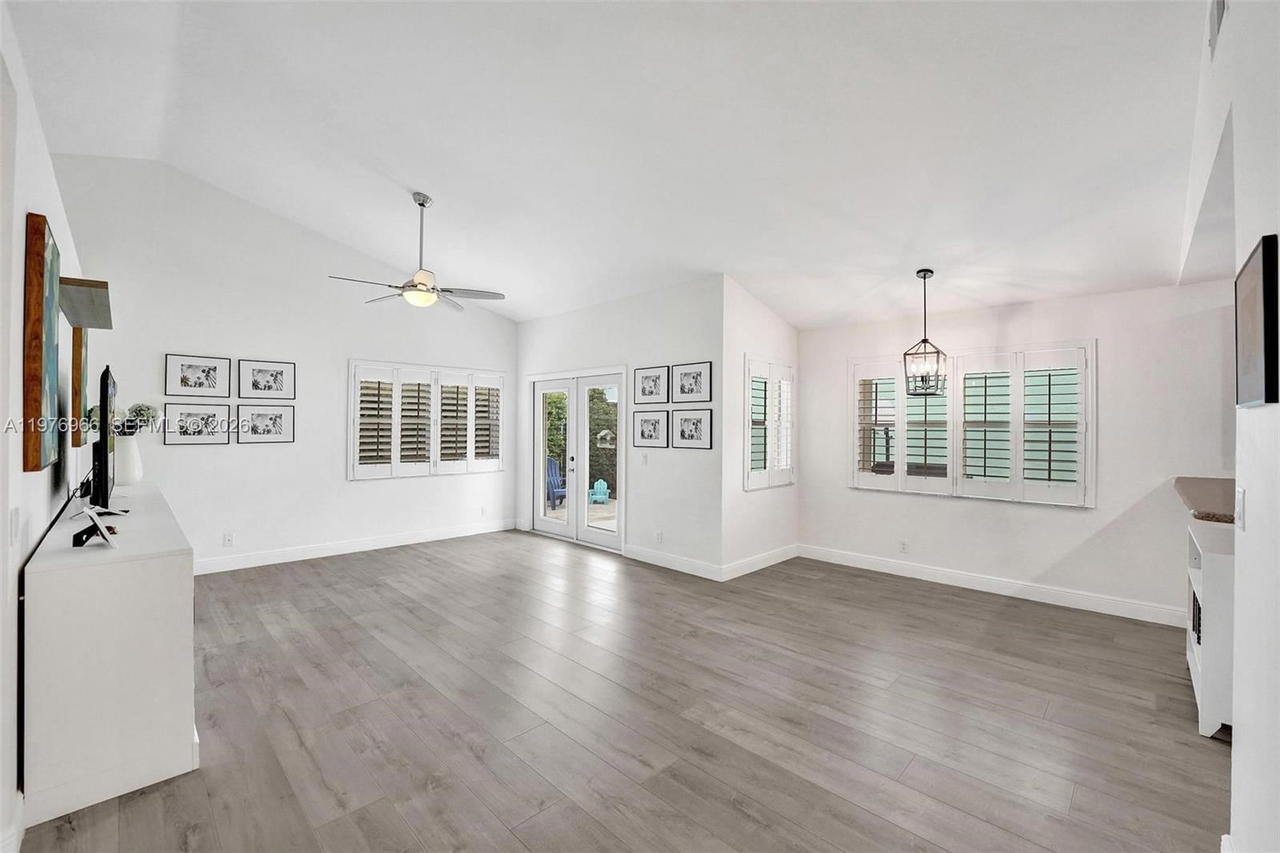 Real estate property located at 9304 Arborwood Cir, Broward, Forest Ridge Cluster Home, Davie, FL