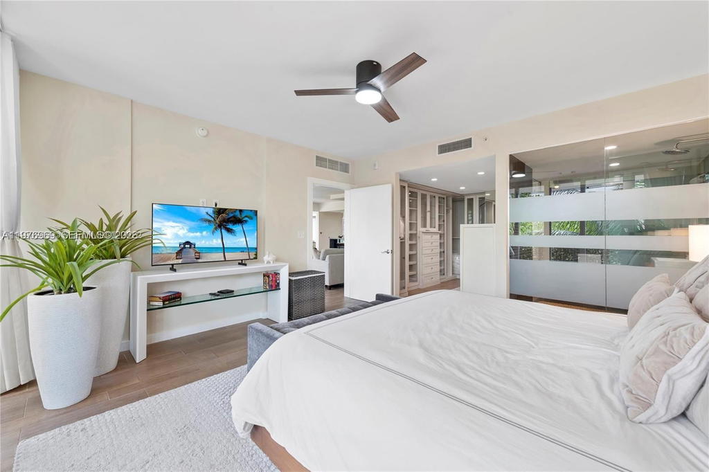 Real estate property located at 2155 Washington Ct #309, Miami-dade, Artepark North Condo, Miami Beach, FL