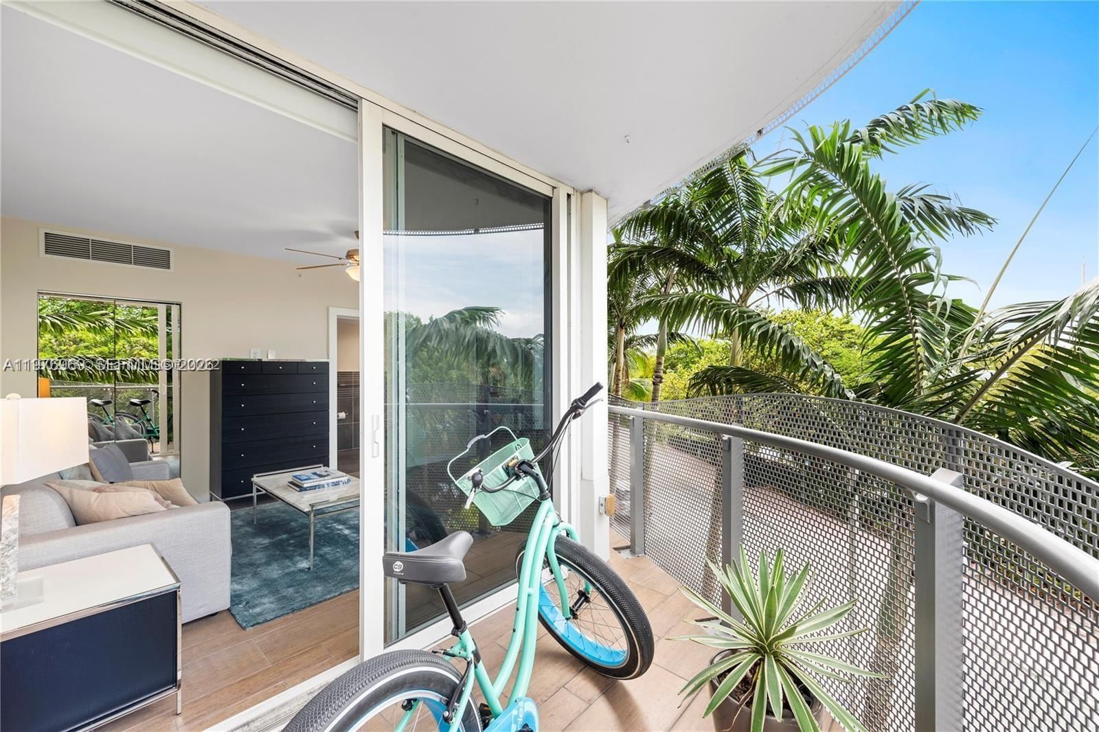 Real estate property located at 2155 Washington Ct #309, Miami-dade, Artepark North Condo, Miami Beach, FL