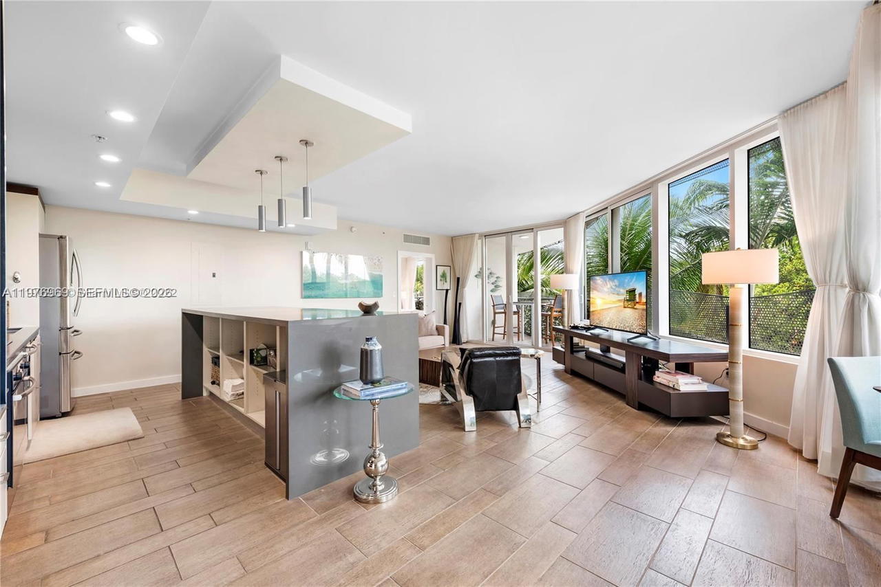 Real estate property located at 2155 Washington Ct #309, Miami-dade, Artepark North Condo, Miami Beach, FL