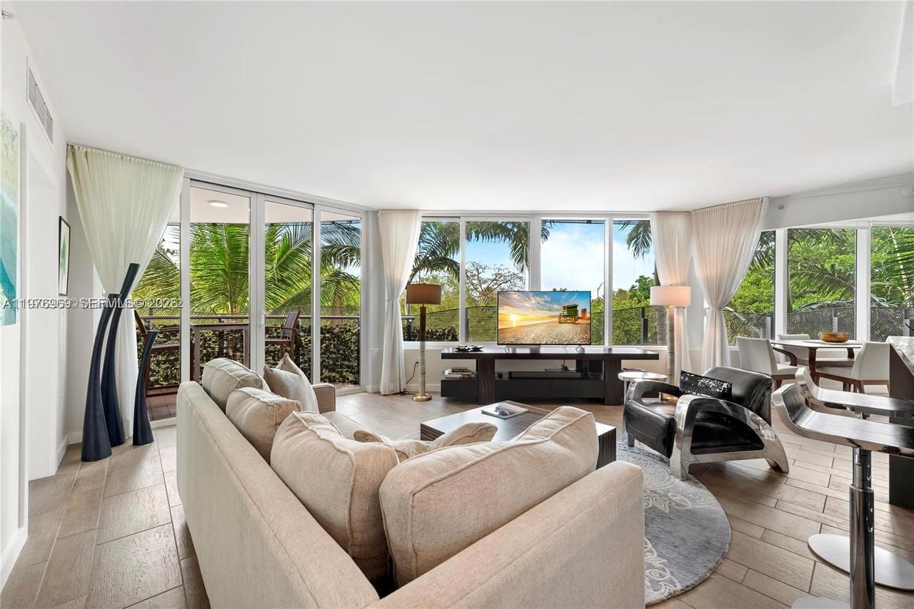 Real estate property located at 2155 Washington Ct #309, Miami-dade, Artepark North Condo, Miami Beach, FL