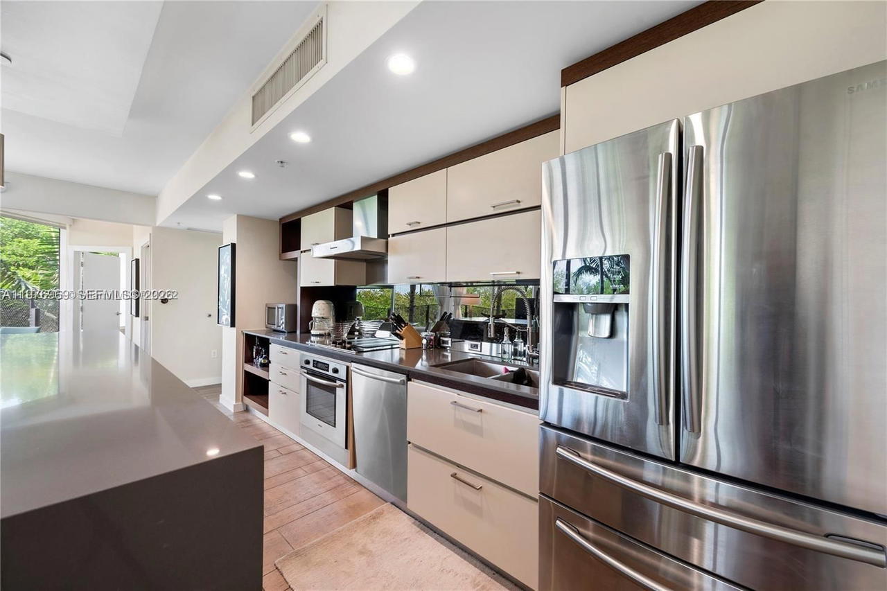 Real estate property located at 2155 Washington Ct #309, Miami-dade, Artepark North Condo, Miami Beach, FL