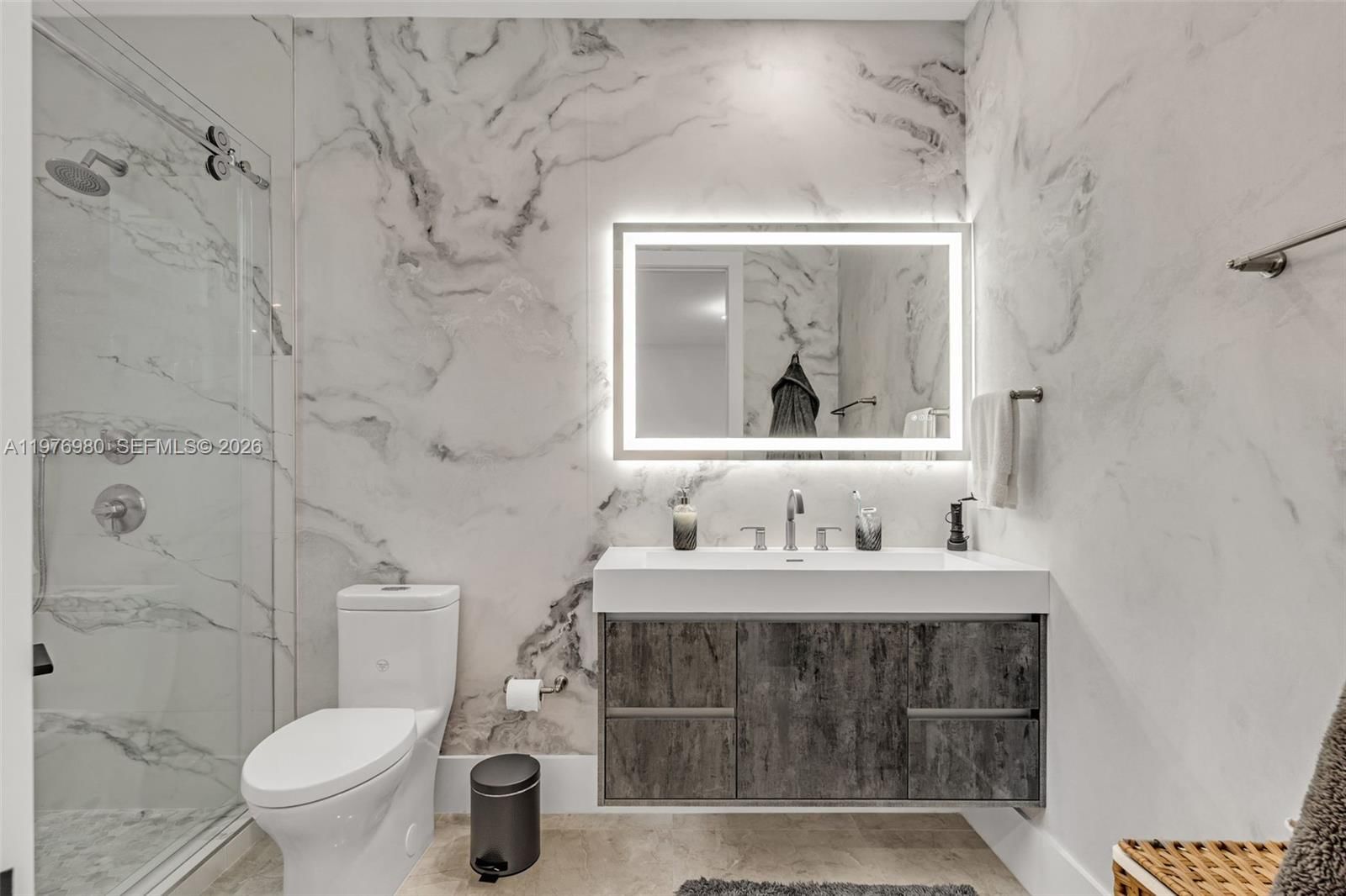 Real estate property located at 6290 130th Ter, Miami-dade, Bay Ridge Ests, Pinecrest, FL