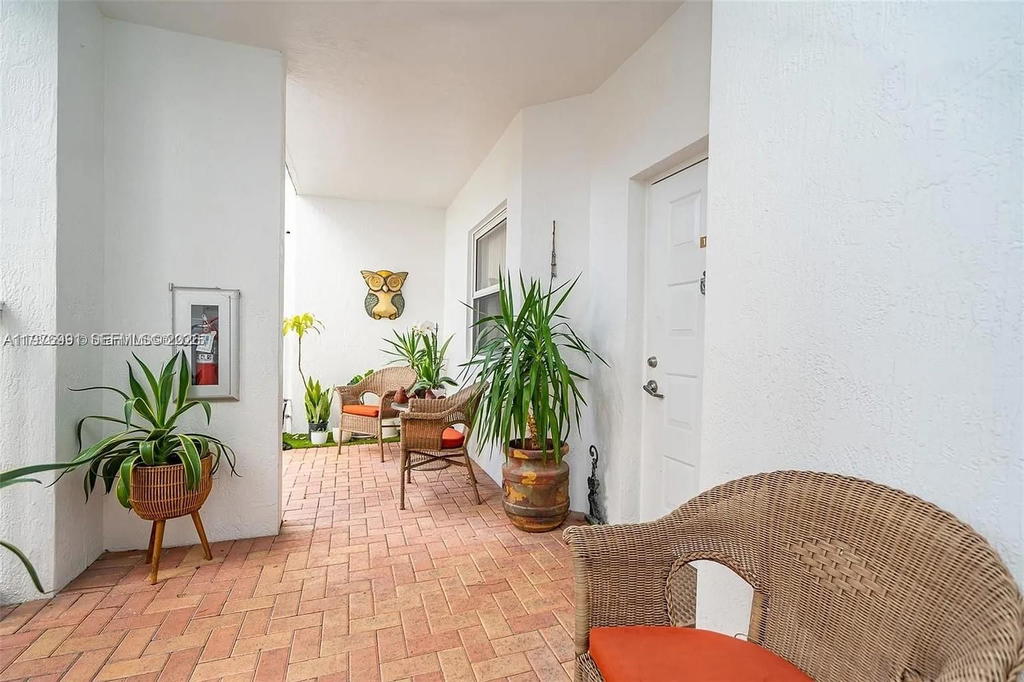 Real estate property located at 10730 66th St #105, Miami-dade, Captiva Condo A, Doral, FL