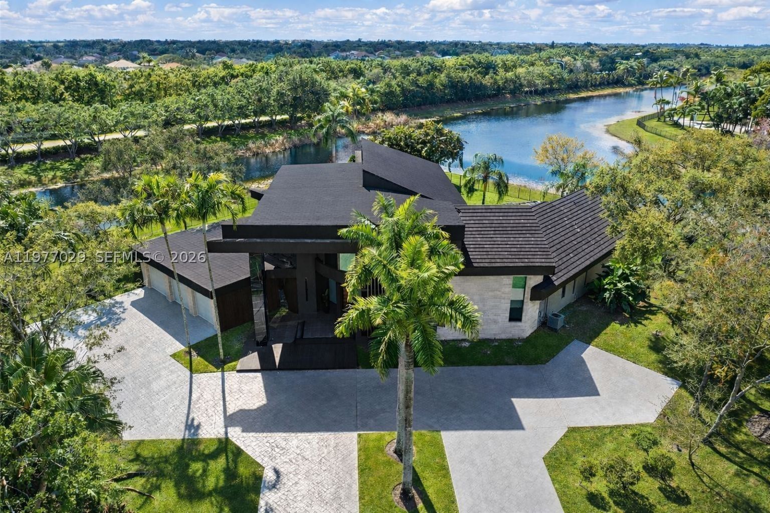 Real estate property located at 3560 Paddock Rd, Broward, Windmill Ranch Estates, Weston, FL