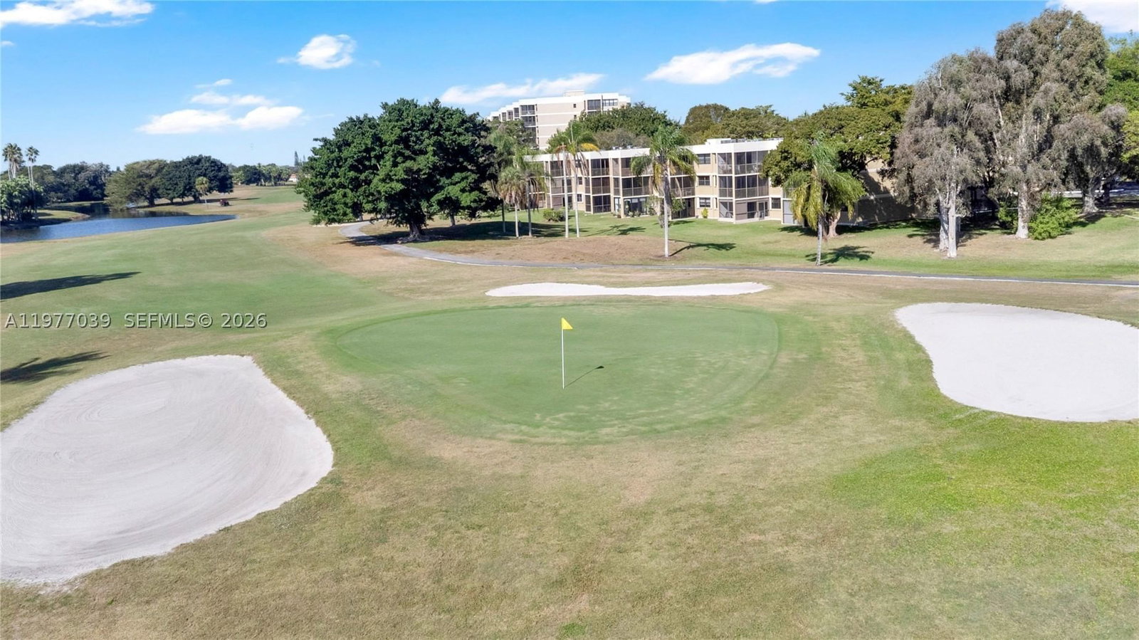Real estate property located at 16200 Golf Club Rd #102, Broward, Building Three Of Country, Weston, FL
