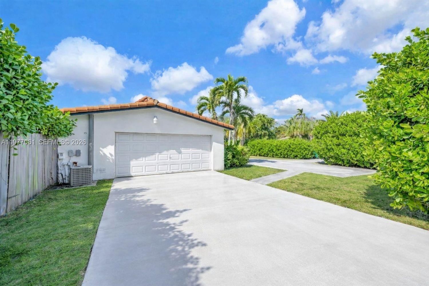 Real estate property located at 7700 139th Ter, Miami-dade, Estelle Lawrence Homes, Palmetto Bay, FL