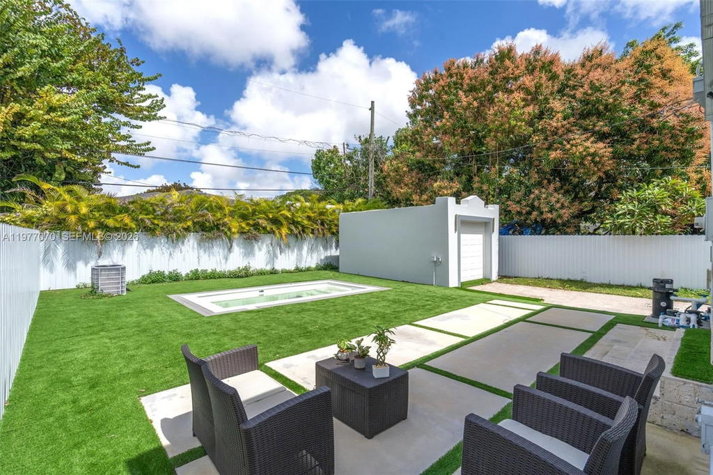 Real estate property located at 2357 11th Ter, Miami-dade, Byan Park, Miami, FL