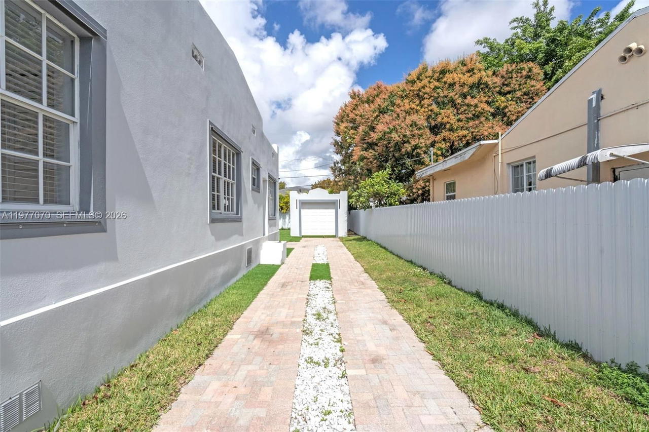 Real estate property located at 2357 11th Ter, Miami-dade, Byan Park, Miami, FL