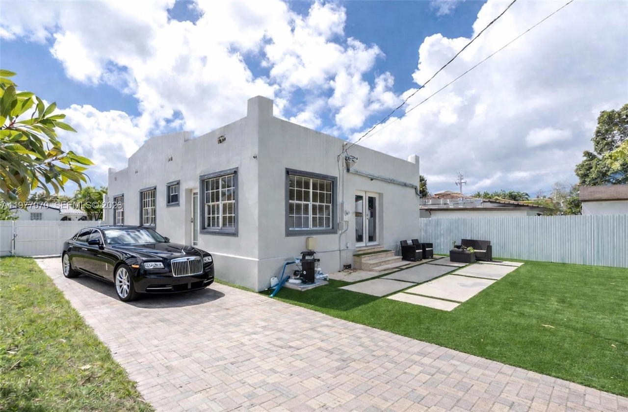 Real estate property located at 2357 11th Ter, Miami-dade, Byan Park, Miami, FL