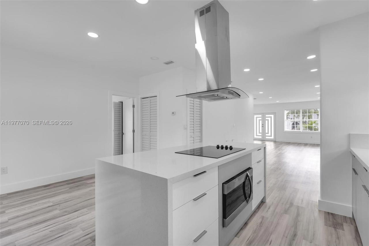 Real estate property located at 2357 11th Ter, Miami-dade, Byan Park, Miami, FL
