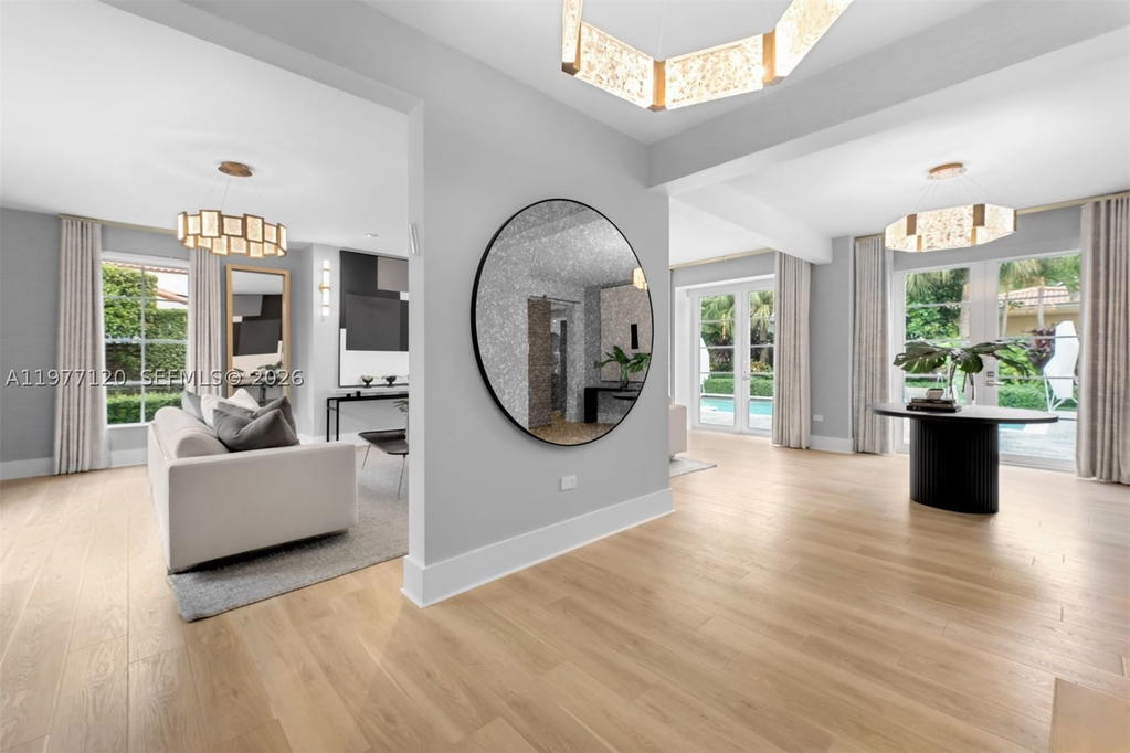 Real estate property located at 2887 Pine Tree Dr, Miami-dade, Flamingo Terrace Sub, Miami Beach, FL