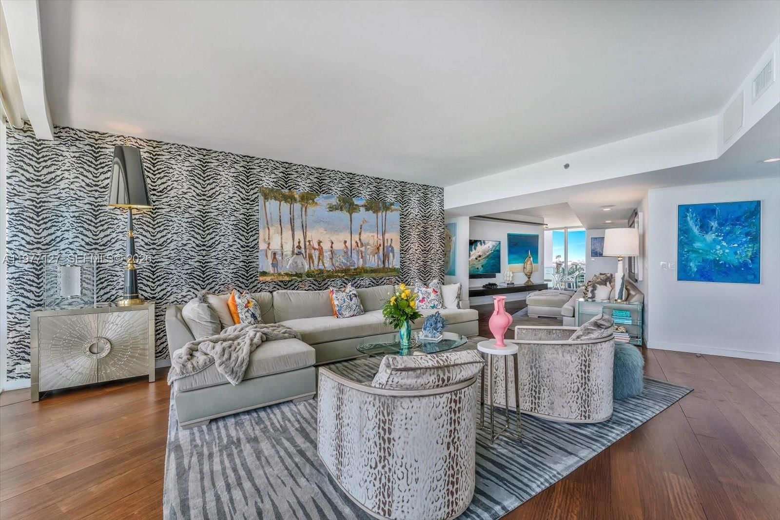 Real estate property located at 1000 Pointe Dr #1503, Miami-dade, Murano At Portofino Condo, Miami Beach, FL