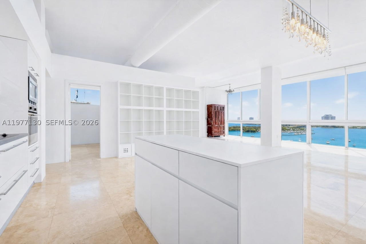 Real estate property located at 7934 West Dr #1101, Miami-dade, Space 01 Condo, North Bay Village, FL