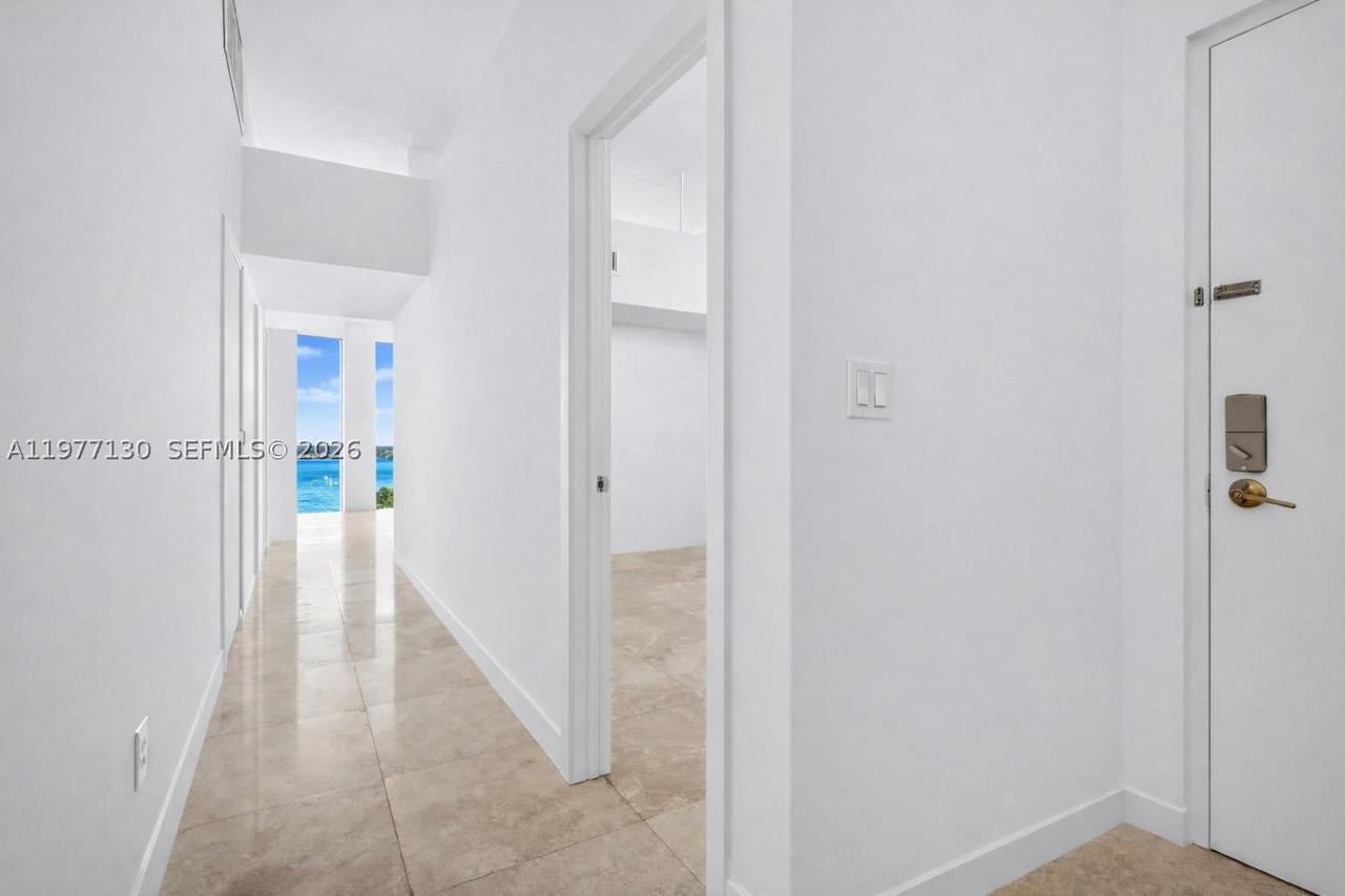 Real estate property located at 7934 West Dr #1101, Miami-dade, Space 01 Condo, North Bay Village, FL