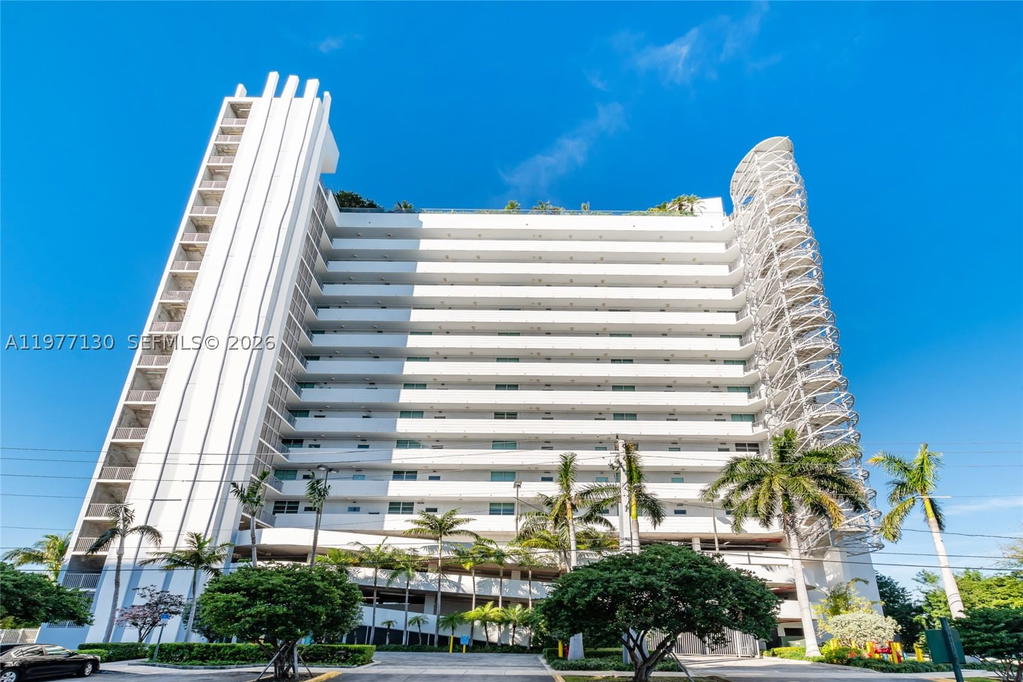 Real estate property located at 7934 West Dr #1101, Miami-dade, Space 01 Condo, North Bay Village, FL