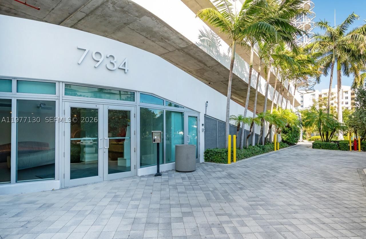 Real estate property located at 7934 West Dr #1101, Miami-dade, Space 01 Condo, North Bay Village, FL