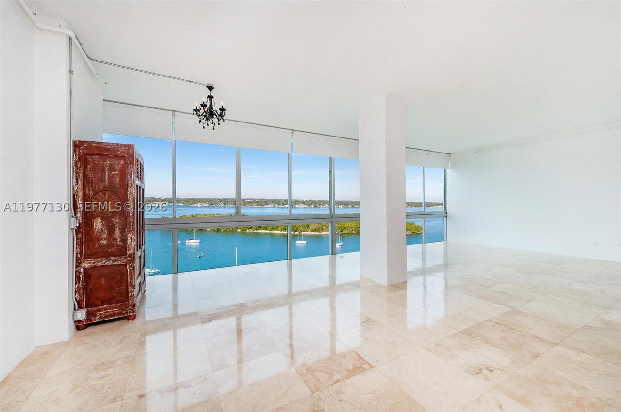 Real estate property located at 7934 West Dr #1101, Miami-dade, Space 01 Condo, North Bay Village, FL