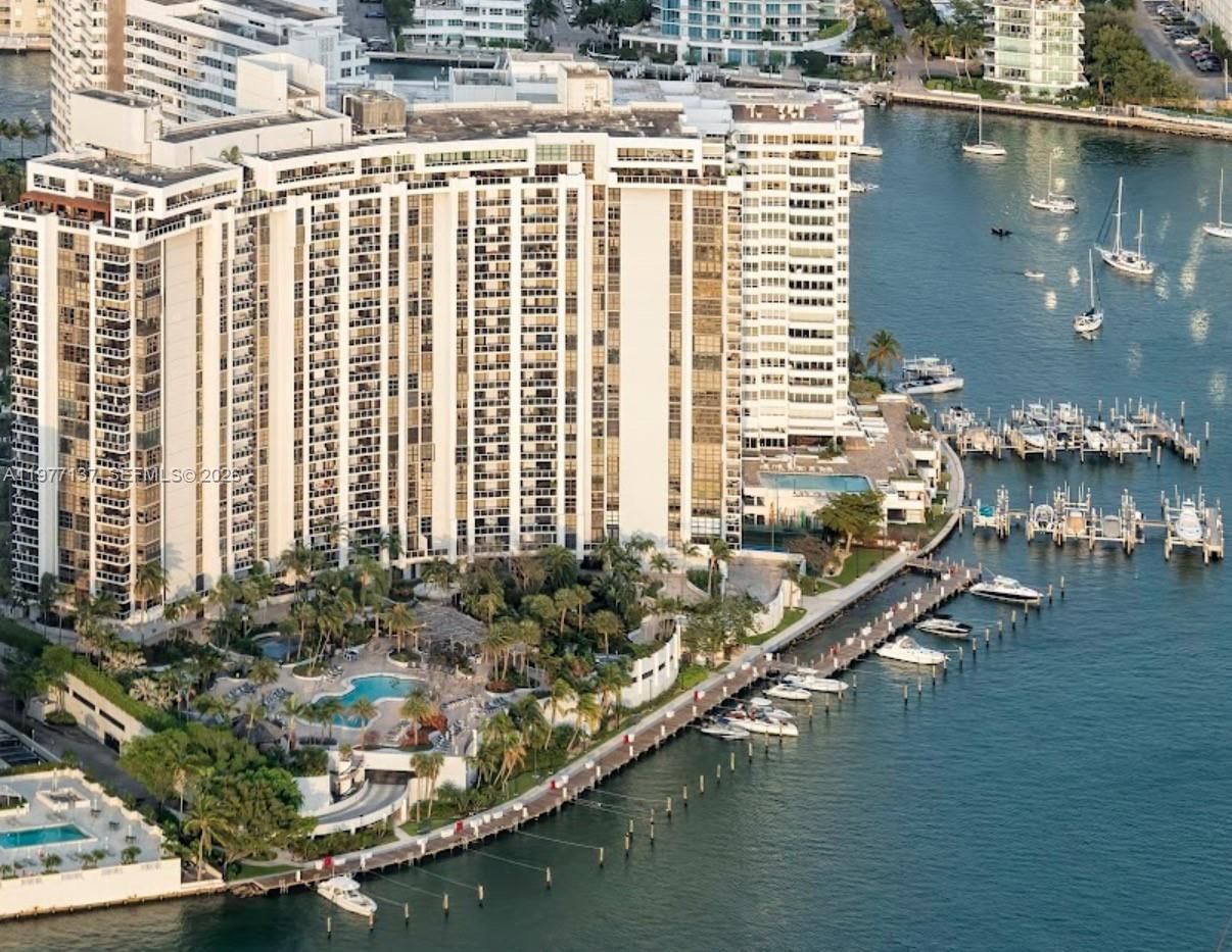 Real estate property located at 9 Island Ave #2304, Miami-dade, Nine Island Avenue Condo, Miami Beach, FL
