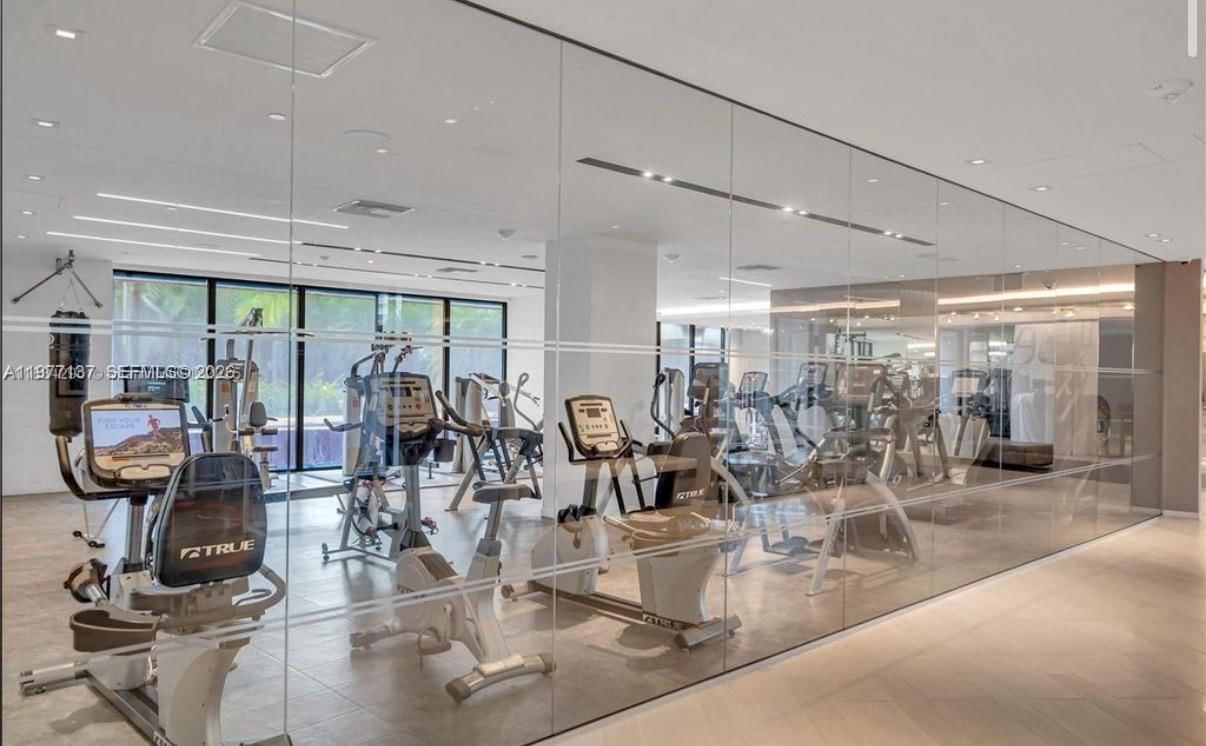 Real estate property located at 9 Island Ave #2304, Miami-dade, Nine Island Avenue Condo, Miami Beach, FL