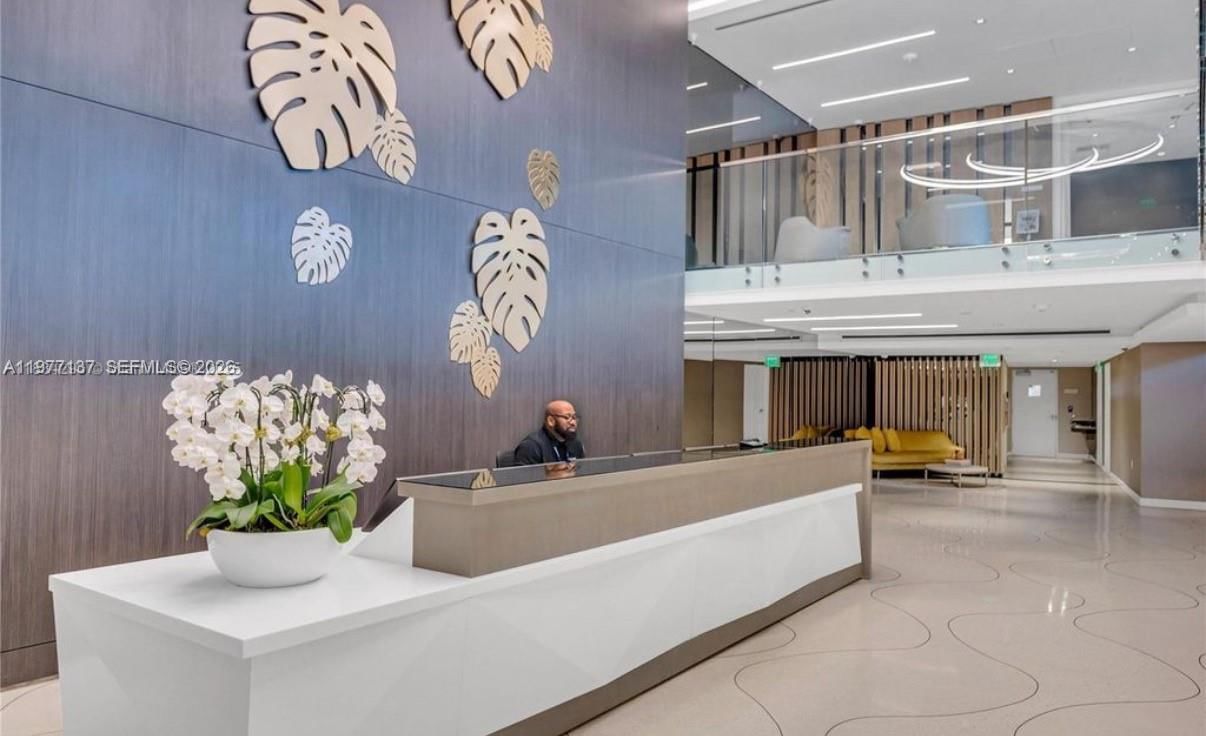 Real estate property located at 9 Island Ave #2304, Miami-dade, Nine Island Avenue Condo, Miami Beach, FL