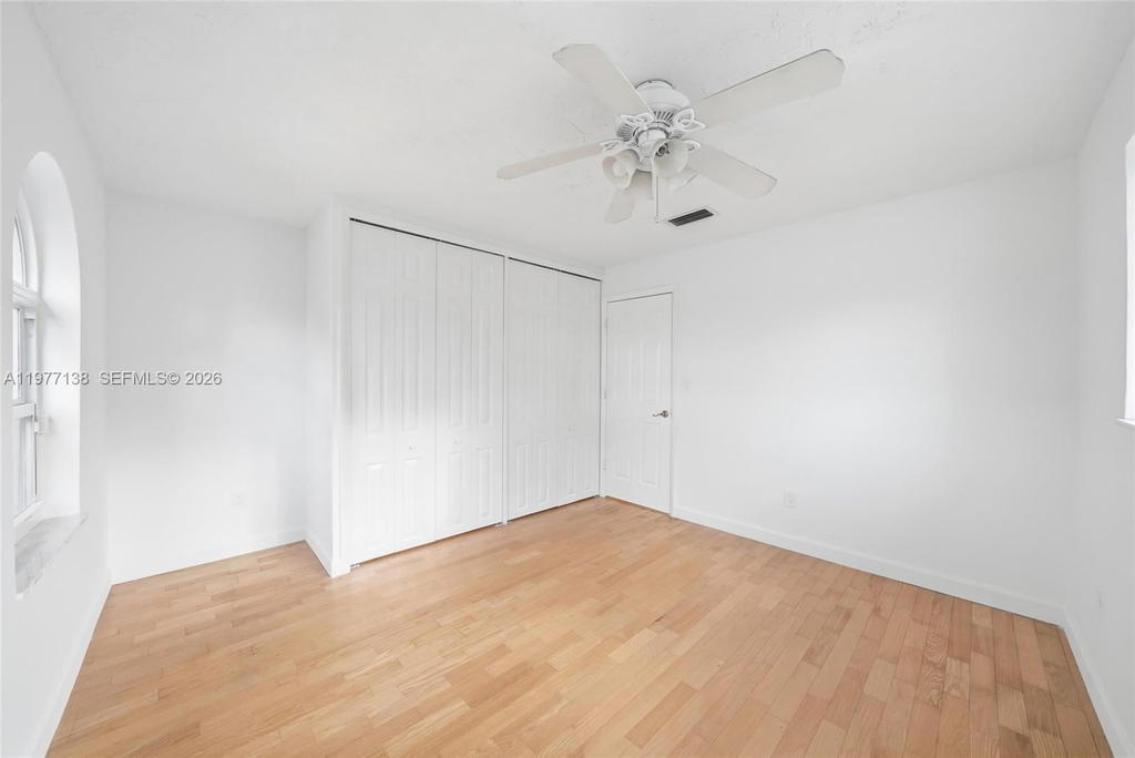 Real estate property located at 1880 206th Ter, Miami-dade, Highland Lakes Estates, Miami, FL