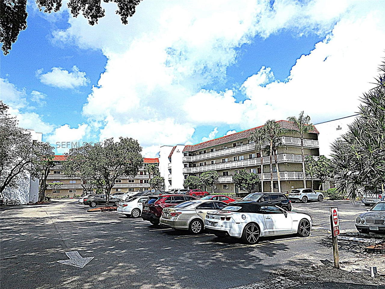 Real estate property located at 3591 Inverrary Dr #203, Broward, Las Vistas B In Inverrary, Lauderhill, FL