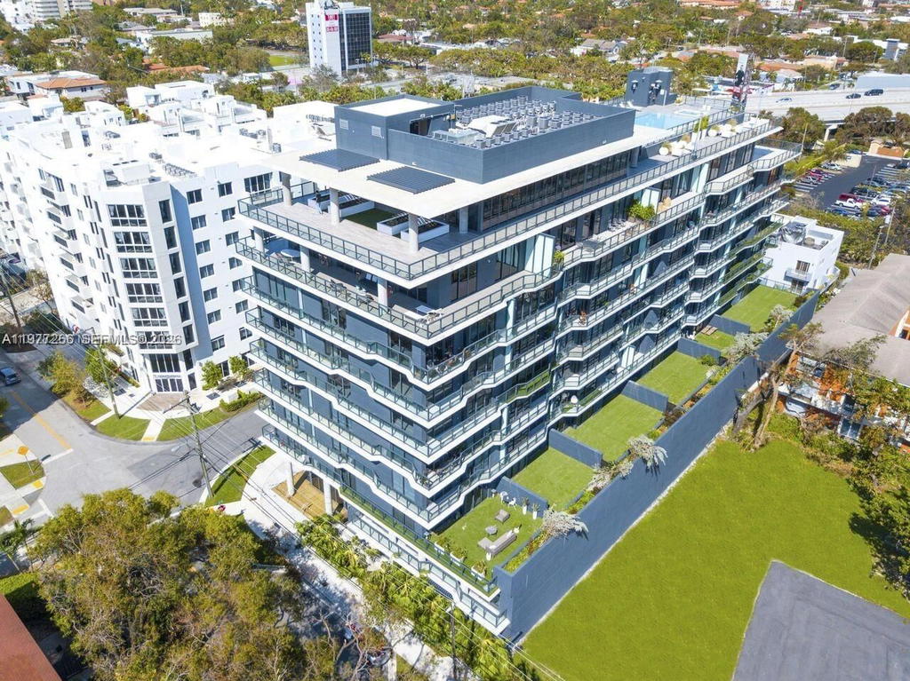 Real estate property located at 201 17th Rd #304, Miami-dade, Cassa Brickell Condo, Miami, FL