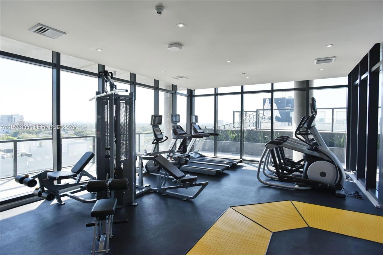 Real estate property located at 201 17th Rd #304, Miami-dade, Cassa Brickell Condo, Miami, FL