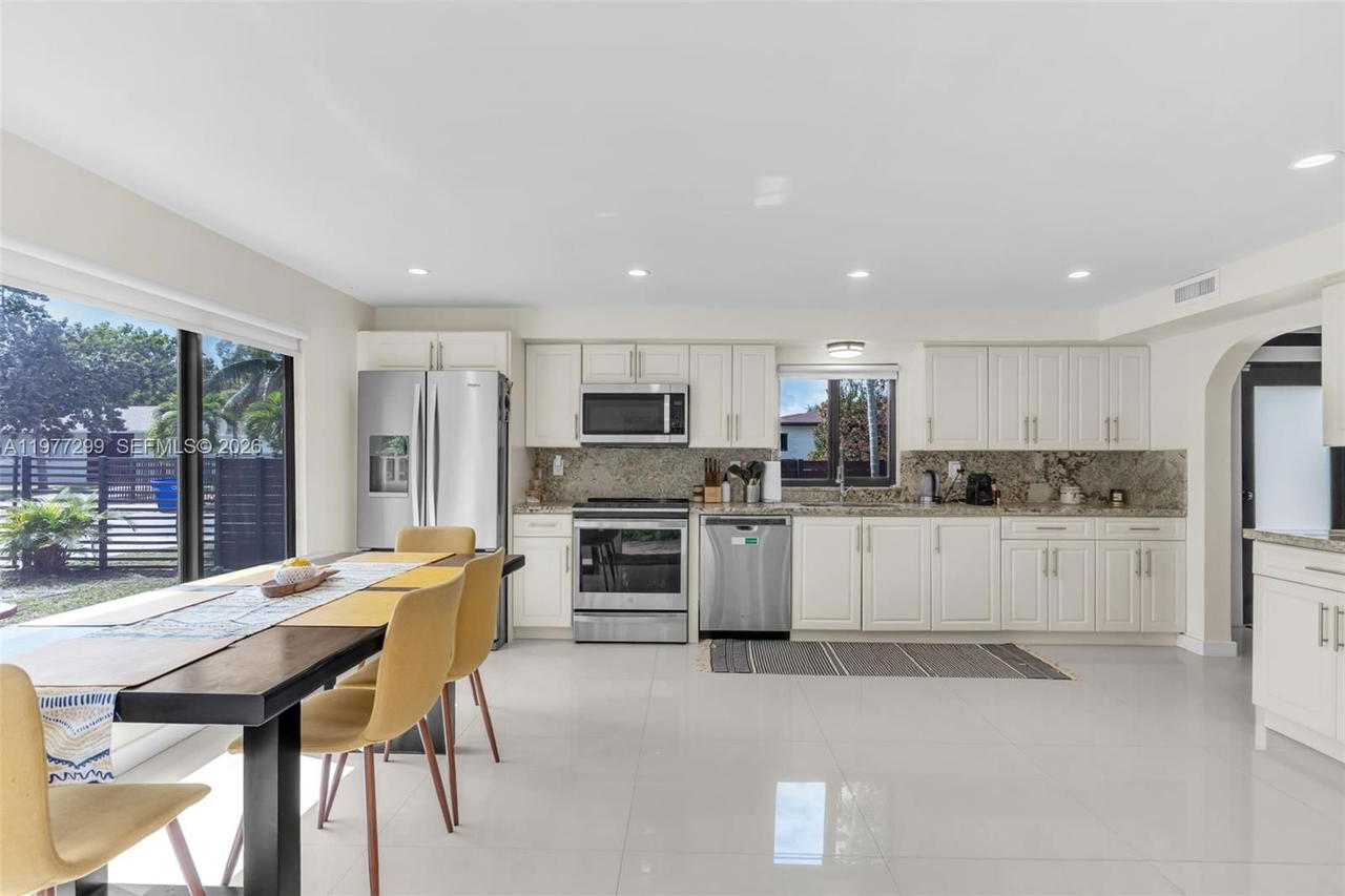 Real estate property located at 810 149th St, Miami-dade, North Miami, Miami, FL