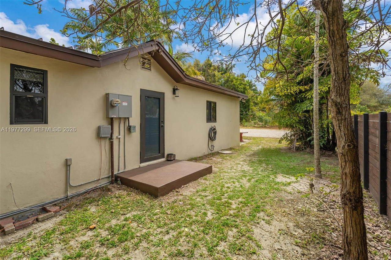 Real estate property located at 810 149th St, Miami-dade, North Miami, Miami, FL