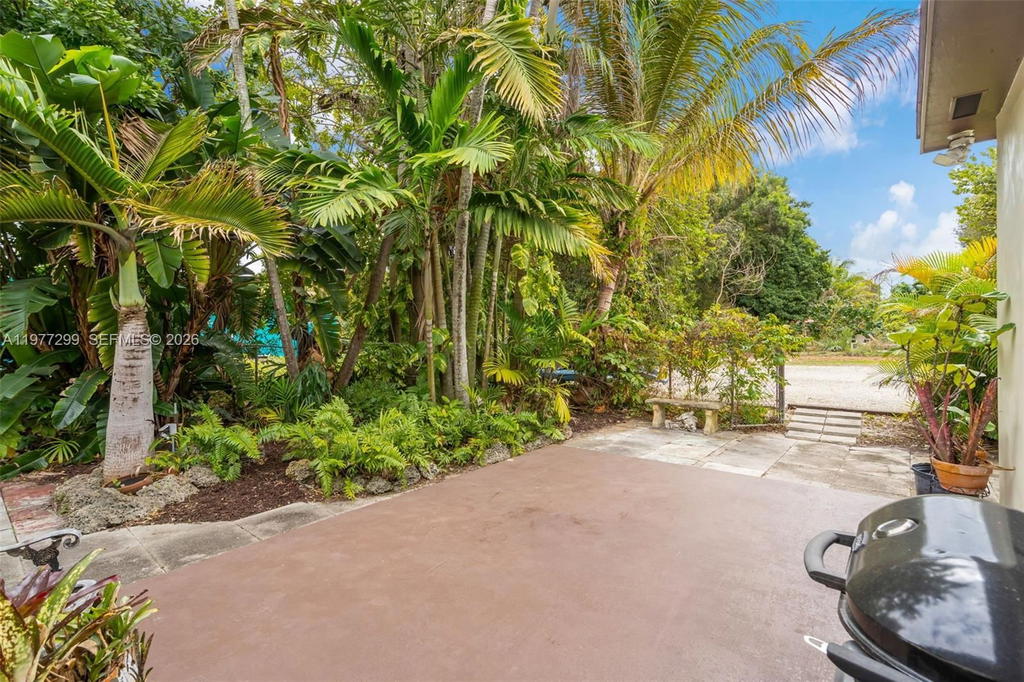 Real estate property located at 810 149th St, Miami-dade, North Miami, Miami, FL