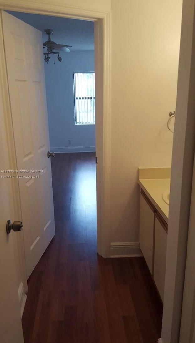 Real estate property located at 9999 Summerbreeze Dr #420, Broward, Summerbreeze Condo, Sunrise, FL