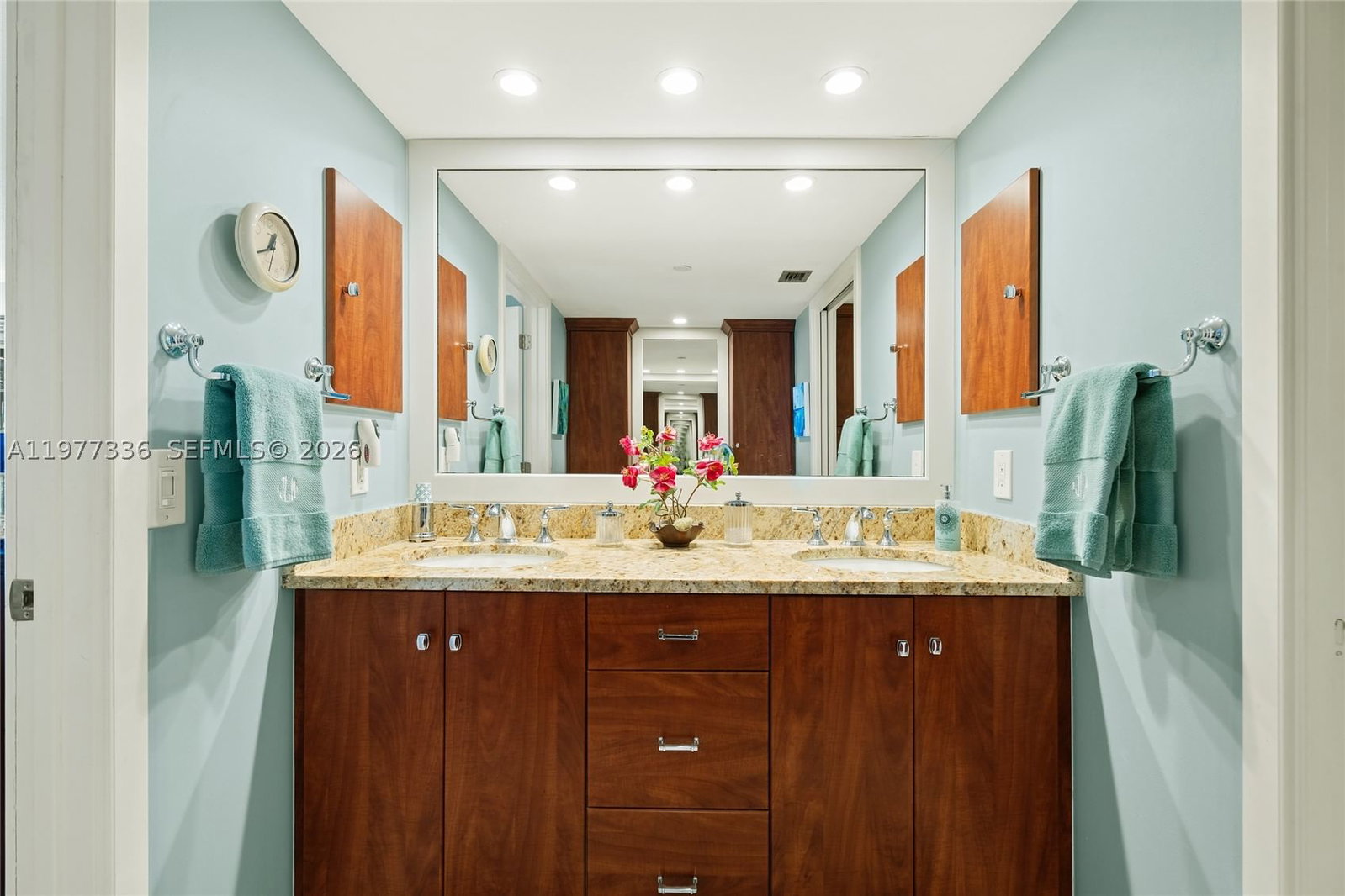 Real estate property located at 19670 Beach Rd PHA4, Palm Beach, Seawatch At Jupiter Islan, Tequesta, FL