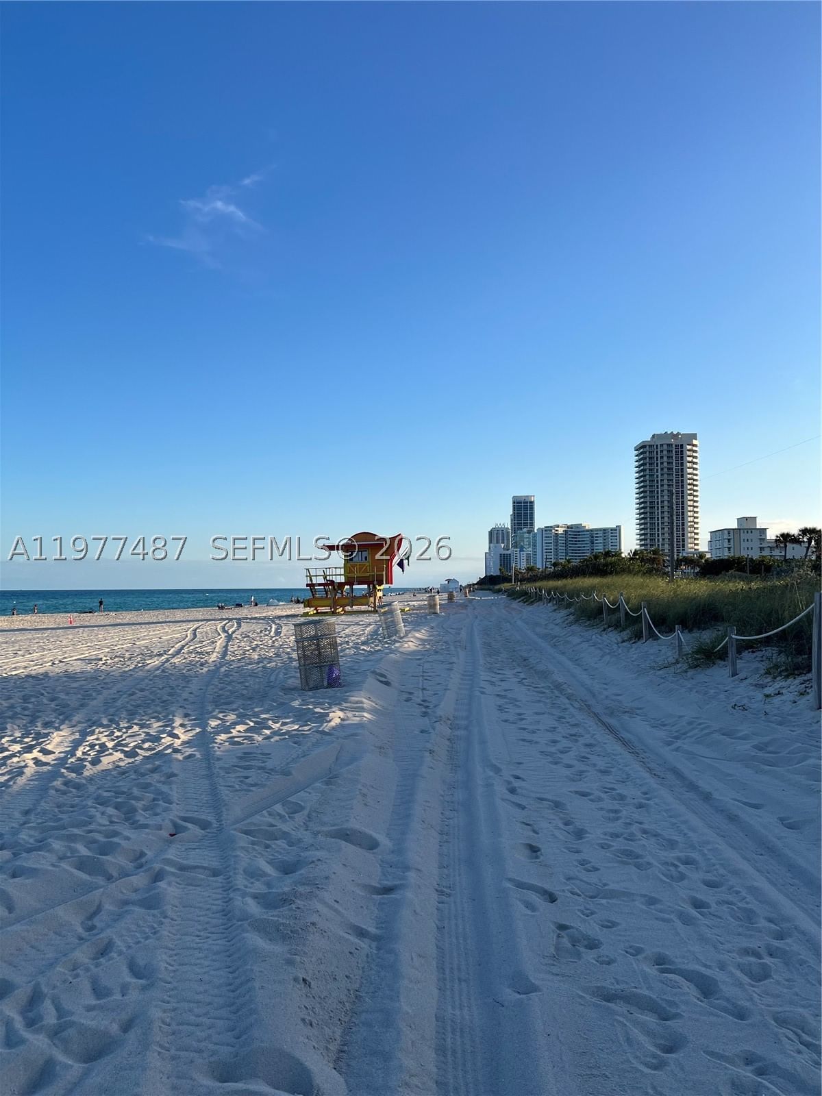 Real estate property located at 7800 Collins Ave #302, Miami-dade, Rond Point Condo, Miami Beach, FL