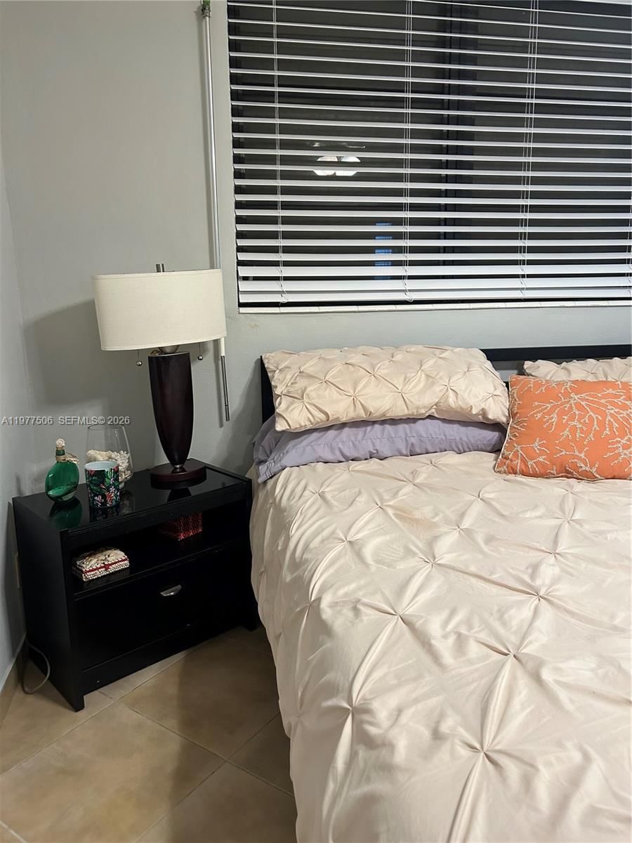 Real estate property located at 322 Taylor St #2D, Broward, President Co-op, Hollywood, FL