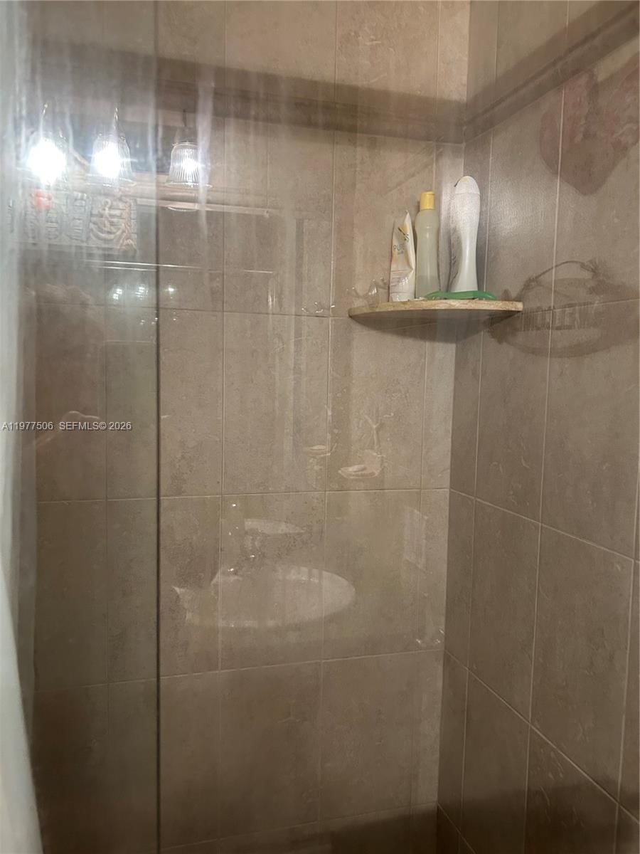 Real estate property located at 322 Taylor St #2D, Broward, President Co-op, Hollywood, FL