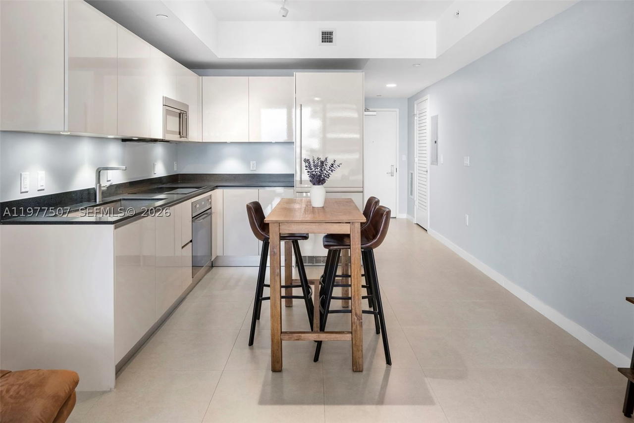 Real estate property located at 1010 Brickell Ave #3610, Miami-dade, 1010 Brickell Condo, Miami, FL