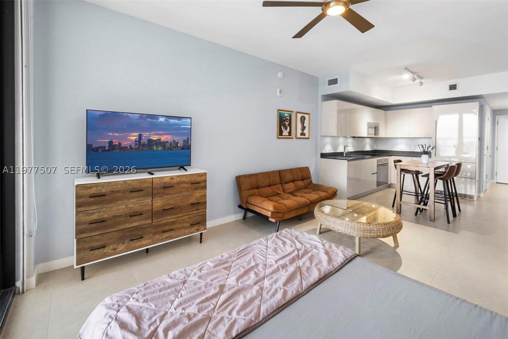Real estate property located at 1010 Brickell Ave #3610, Miami-dade, 1010 Brickell Condo, Miami, FL