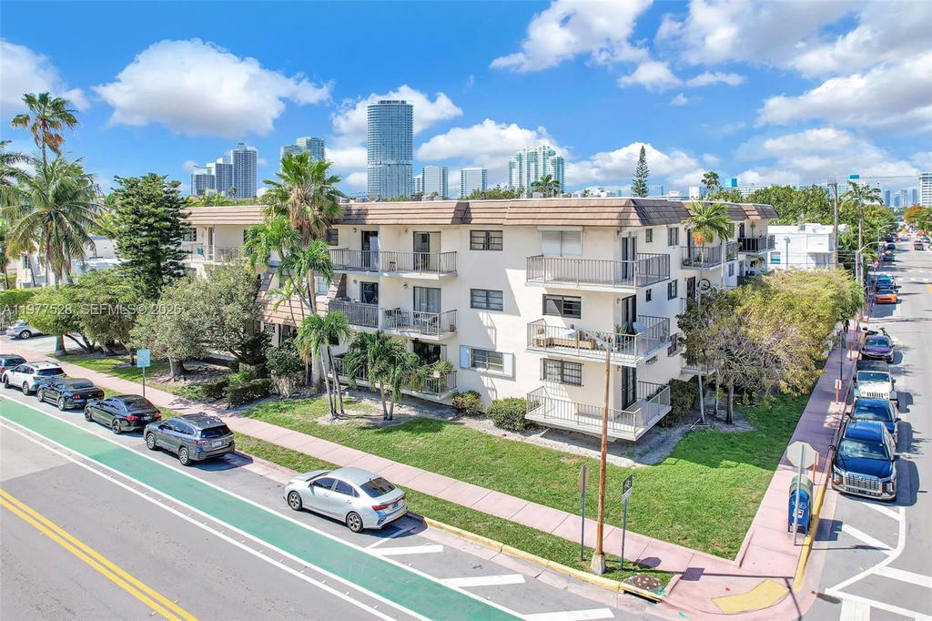 Real estate property located at 950 Euclid Ave #306, Miami-dade, Eastview Villas, Miami Beach, FL