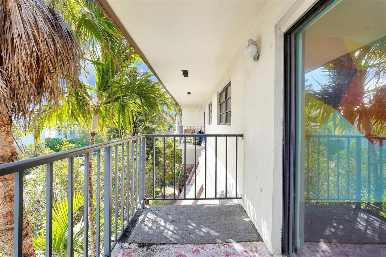 Real estate property located at 950 Euclid Ave #306, Miami-dade, Eastview Villas, Miami Beach, FL