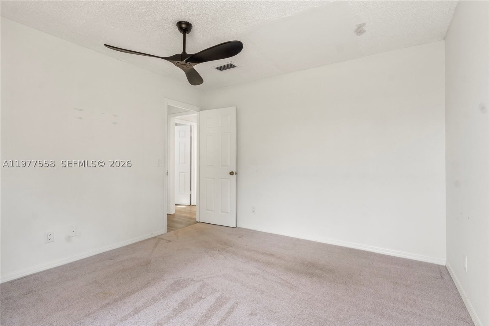 Real estate property located at 1816 14th Ave SW, Indian River, Vero Beach Highlands Unit, Vero Beach, FL