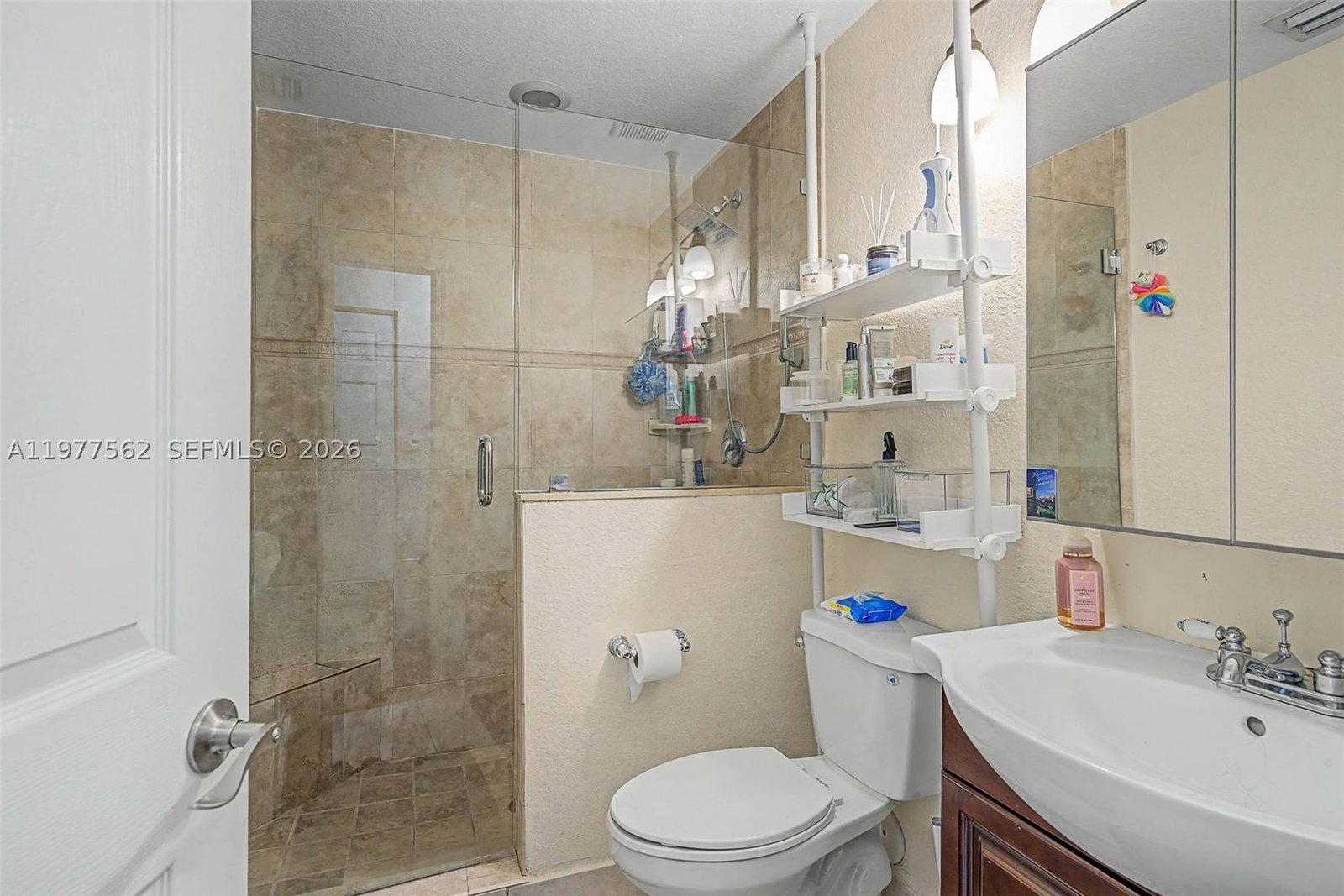 Real estate property located at 2945 Coconut Ave, Miami-dade, Palm Terrace, Miami, FL