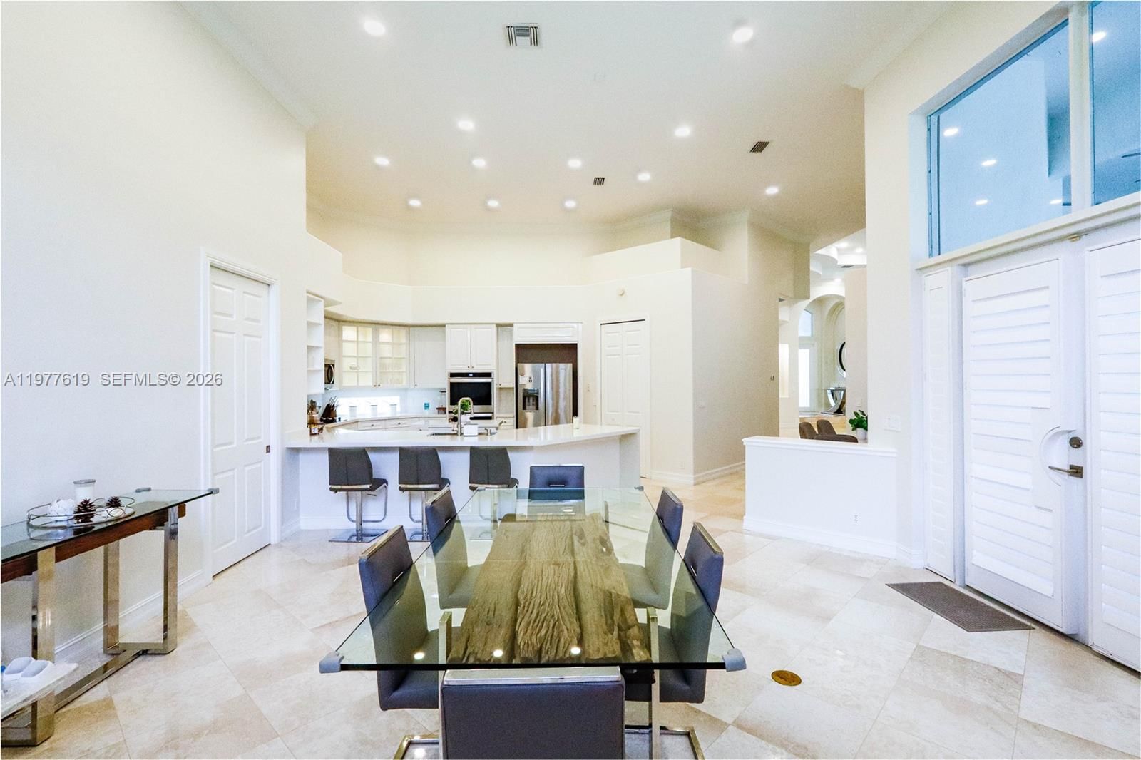 Real estate property located at 2418 Poinciana Ct, Broward, Sector 7 -, Weston, FL