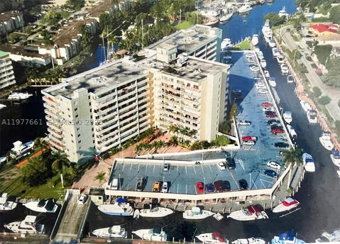 Real estate property located at 1800 24th Ave #219, Miami-dade, Isla Del Mar Condo, Miami, FL