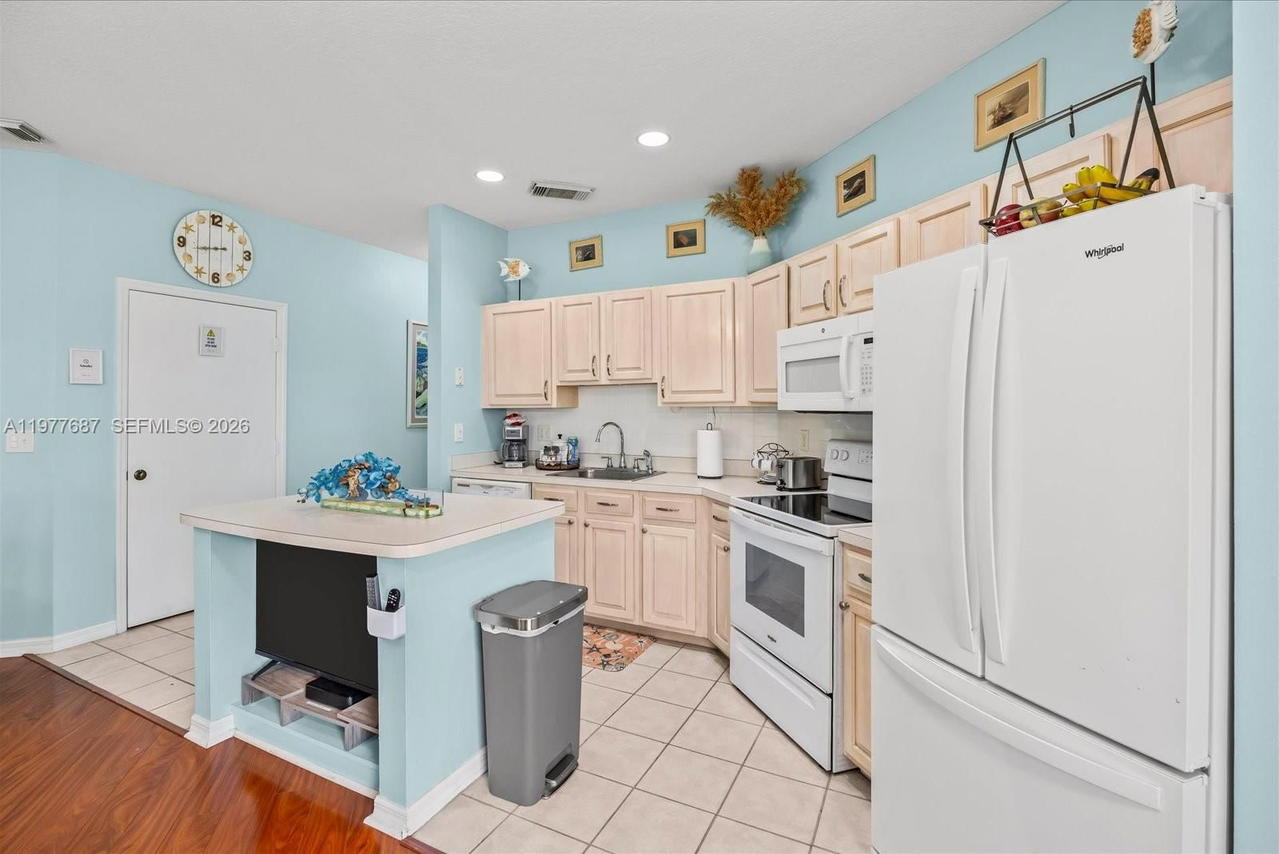Real estate property located at 9919 Perfect Dr #107, St Lucie, Golf Villas Ii Condominiu, Port St Lucie, FL