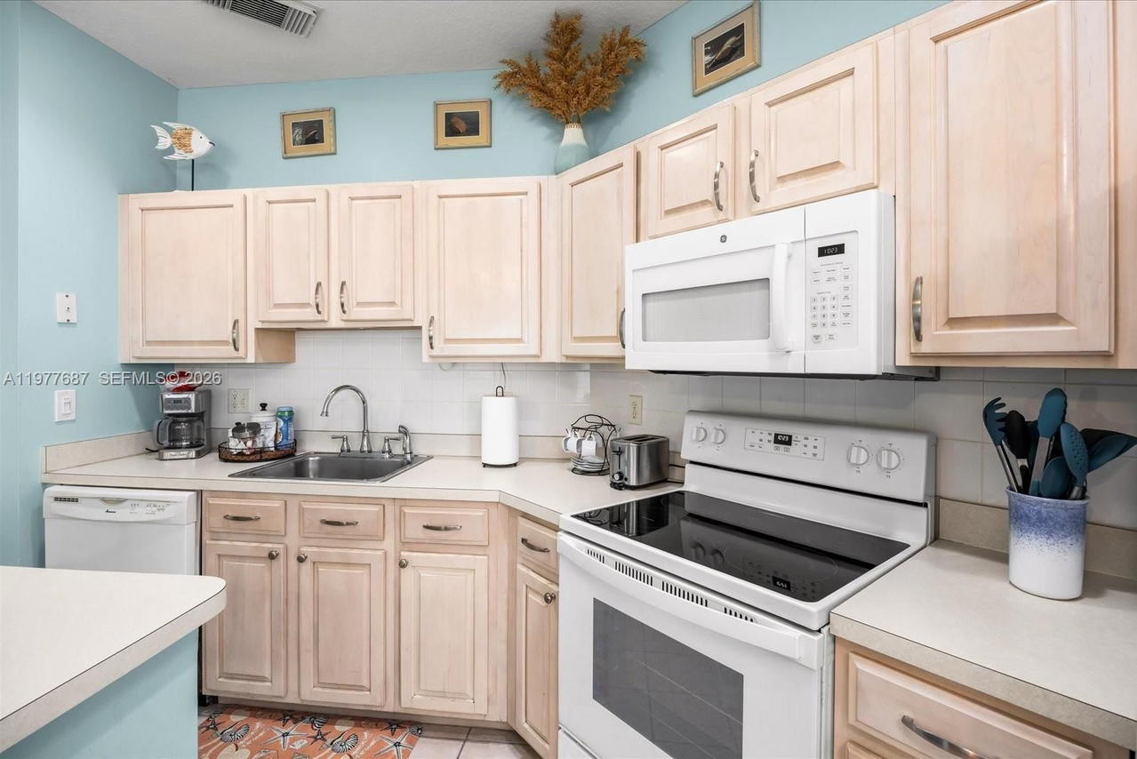 Real estate property located at 9919 Perfect Dr #107, St Lucie, Golf Villas Ii Condominiu, Port St Lucie, FL